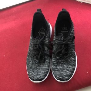 Athletic Works memory foam athletic shoes size 9.